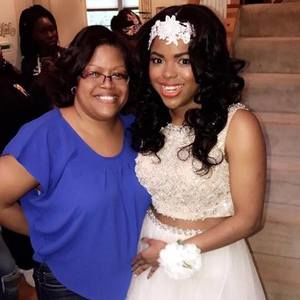 Meet your Posher, Tamira